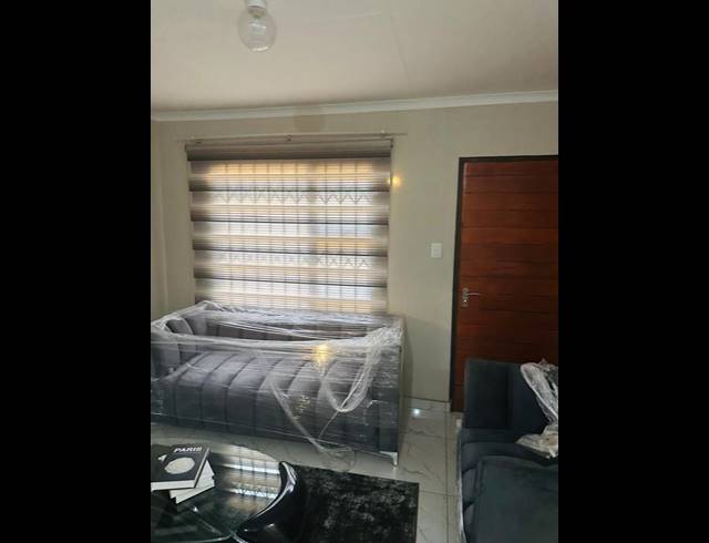 2 BEDROOM HOUSE FOR SALE IN WILFORDON